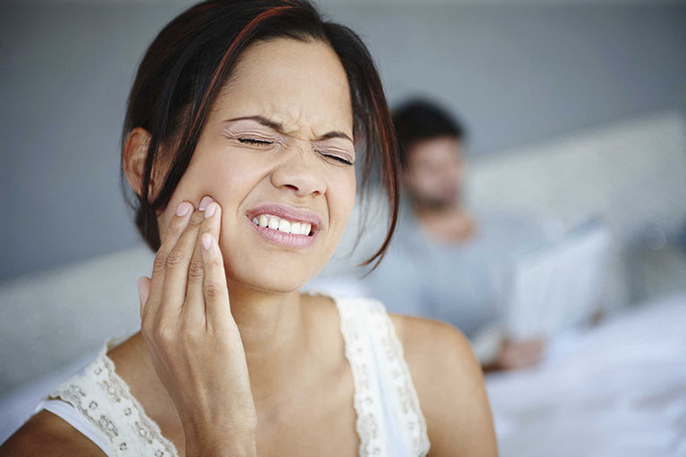 Các biến chứng của viêm khớp thái dương hàm
