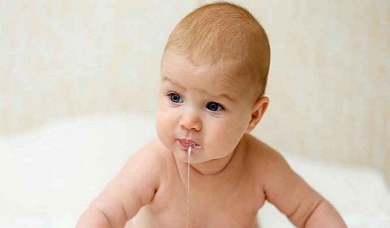 Trào ngược dạ dày ở trẻ sơ sinh