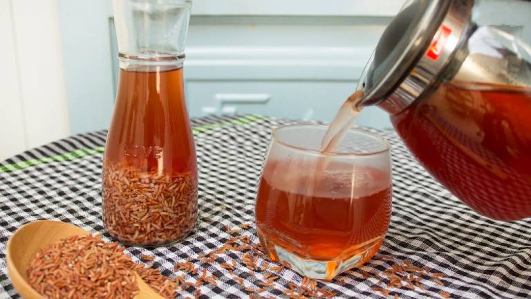 Có nhiều cách dùng gạo lứt chữa thoát vị đĩa đệm
