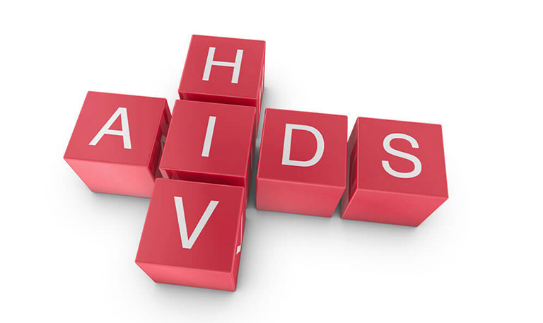 quan hệ dùng bao có bị nhiễm hiv không