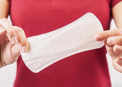 Co nen quan hệ khi có kinh nguyệt ngày cuối không